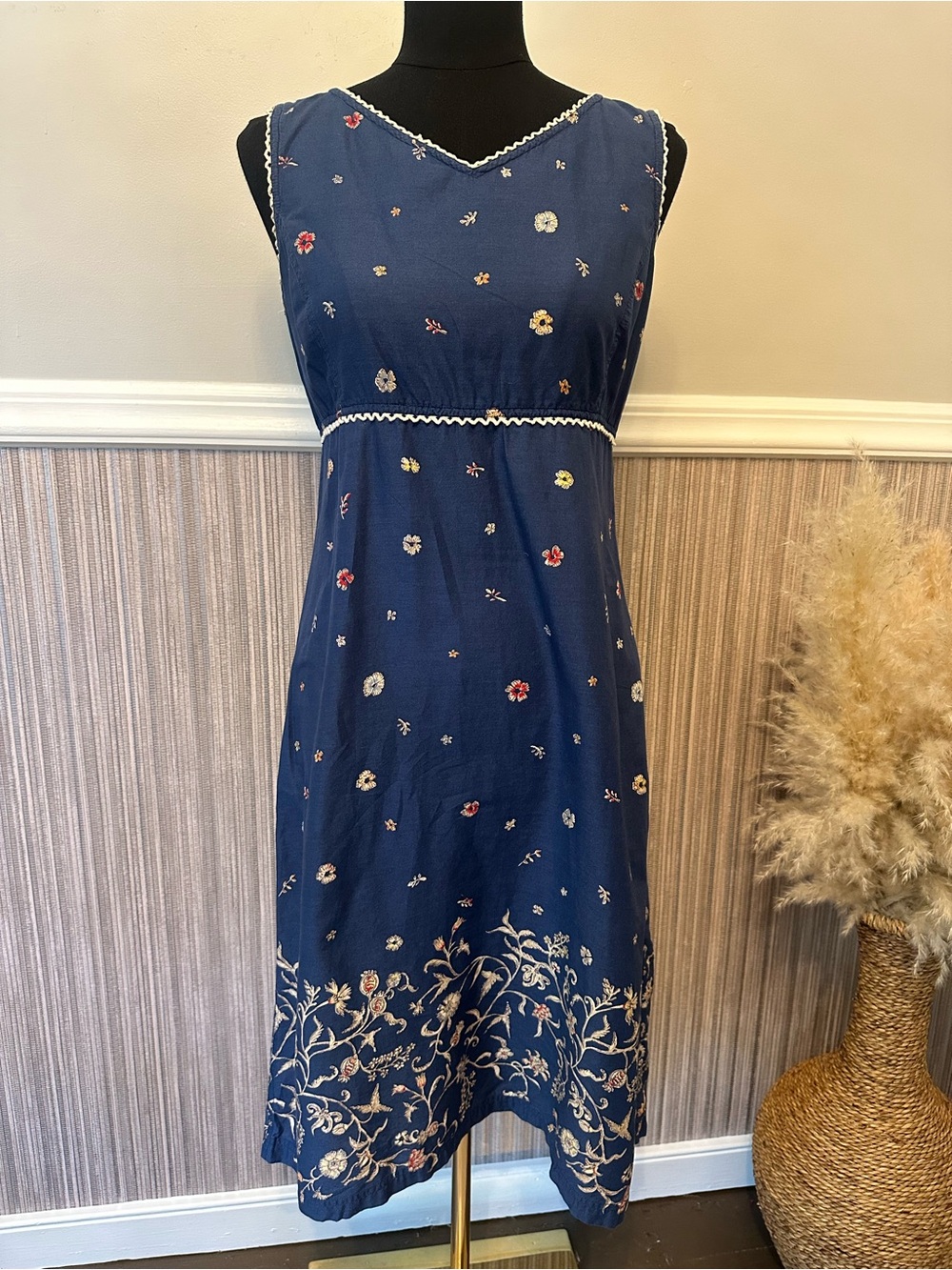 Liz Claiborne Lizwear Embroidered Cotton Midi Dress Blue Floral Size 4